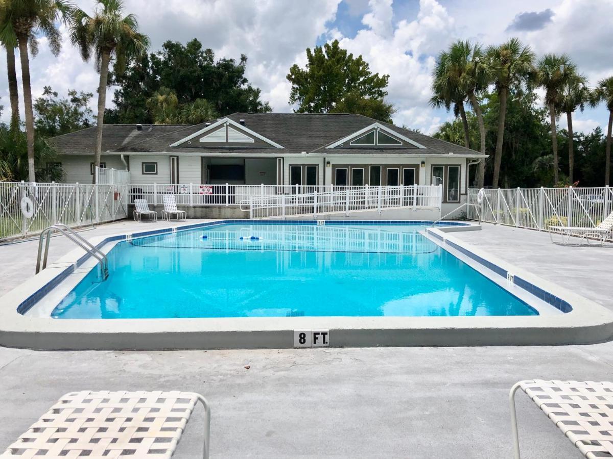 Oaks Modern & Comfy Condo In The Perfect Location Gainesville Eksteriør billede
